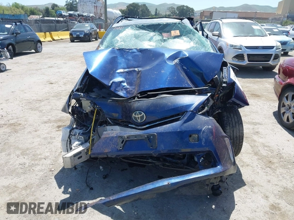 2013 Toyota Prius Two with VIN JTDZN3EU4D3206304, listed as a IAAI auction lot 42067570 with Not Provided miles and . Bid and sale history available at carsss.com. Image 12.