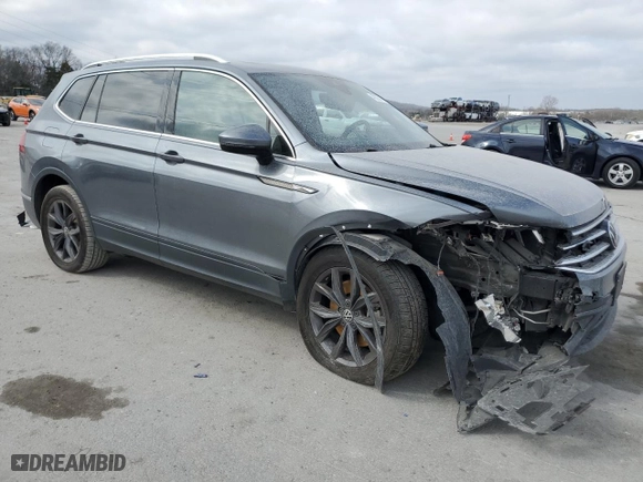2022 Volkswagen Tiguan SE with VIN 3VV3B7AX1NM145288, listed as a Copart auction lot 49283115 with 108,883 mi miles and Salvage Title. Bid and sale history available at carsss.com. Image 4.