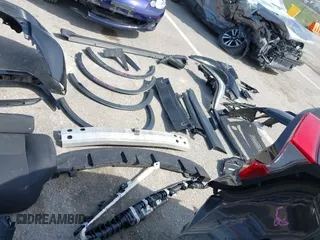 2018 Toyota C-HR XLE с VIN NMTKHMBX2JR016619, выставлен на аукционе IAAI как лот 41920426 с пробегом 95 627 миль миль и . История ставок и продаж доступна на DreamBid. Изображение 20.