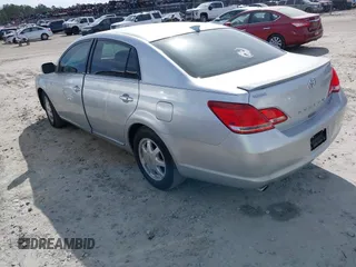 2006 Toyota Avalon XL with VIN 4T1BK36B76U070735, listed as a IAAI auction lot 41696042 with 227,485 mi miles and . Bid and sale history available at DreamBid. Image 3.