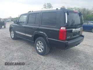 2008 Jeep Commander Limited with VIN 1J8HG58238C198514, listed as a IAAI auction lot 42131474 with 190,995 mi miles. Bid and sale history available at carsss.com. Image 3.