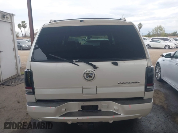 2004 Cadillac Escalade с VIN 1GYEK63N44R189287, выставлен на аукционе IAAI как лот 41761942 с пробегом 276 121 миль миль и . История ставок и продаж доступна на DreamBid. Изображение 16.