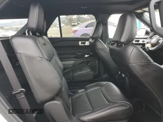 2024 Ford Explorer ST with VIN 1FM5K8GC3RGA14764, listed as a Copart auction lot 48584765 with 5,018 mi miles and Salvage Title. Bid and sale history available at carsss.com. Image 11.
