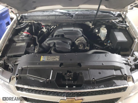 2009 Chevrolet Suburban LT w/2LT with VIN 1GNFK26369R242759, listed as a Copart auction lot 43250795 with 136,638 mi miles and Salvage Title. Bid and sale history available at carsss.com. Image 11.