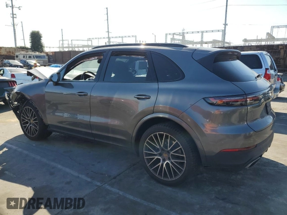 2020 Porsche Cayenne с VIN WP1AA2AY3LDA03715, выставлен на аукционе Copart как лот 46690475 с пробегом Не указан миль и Списание • Salvage title. История ставок и продаж доступна на DreamBid. Изображение 2.