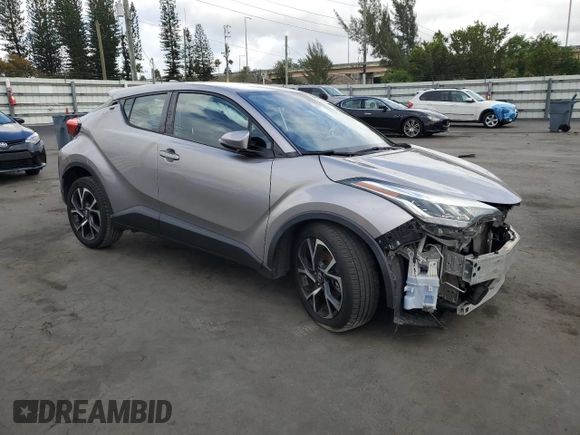 2020 Toyota C-HR LE with VIN NMTKHMBX5LR104910, listed as a Copart auction lot 51570285 with 35,708 mi miles and Non Repairable. Bid and sale history available at DreamBid. Image 4.