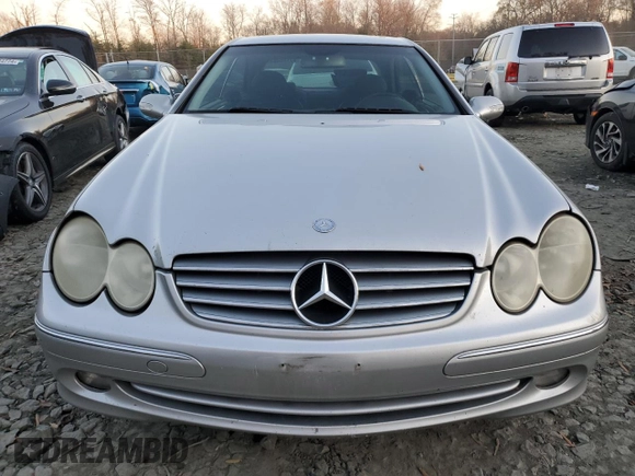 2005 Mercedes-Benz CLK 320 z VIN WDBTJ65J95F150187, wystawiony jako Copart lot #83180484 z przebiegiem 308 530 mil mil oraz Szkoda całkowita • Salvage title. Historia ofert i sprzedaży dostępna na DreamBid. Obrazek 5.
