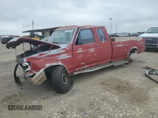 1988 Ford F-250 with VIN 1FTHX25M4JKB00405, listed as a Copart auction lot 43448995 with 180,446 mi miles and Salvage Title. Bid and sale history available at carsss.com. Image 1.