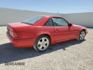 2000 Mercedes-Benz SL-Class with VIN WDBFA68F8YF194433, listed as a Copart auction lot 48961695 with 31,627 mi miles and Clean Title. Bid and sale history available at carsss.com. Image 3.