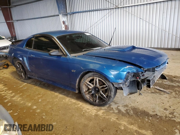 2000 Ford Mustang GT with VIN 1FAFP42X5YF115568, listed as a Copart auction lot 84767994 with 185,351 mi miles and Salvage Title. Bid and sale history available at carsss.com. Image 4.