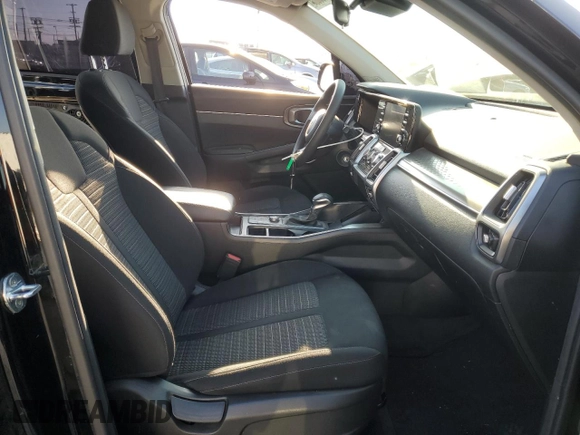 2022 Kia Sorento LX with VIN 5XYRG4LC7NG138989, listed as a Copart auction lot 86433634 with 36,268 mi miles and Salvage Title. Bid and sale history available at carsss.com. Image 7.