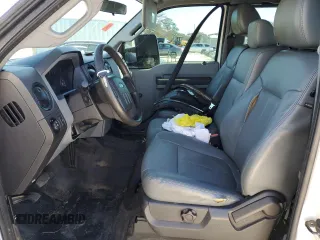 2015 Ford F-250 XLT with VIN 1FT7X2A60FED36803, listed as a Copart auction lot 46367905 with 347,666 mi miles and Salvage title. Bid and sale history available at DreamBid. Image 7.