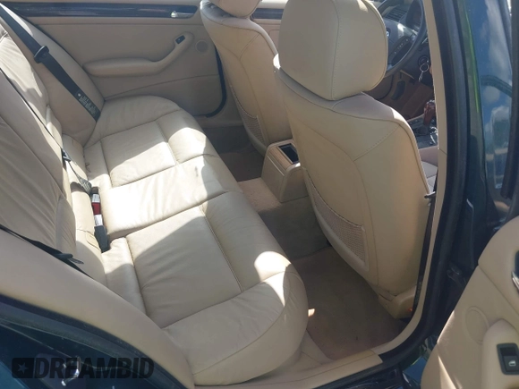 2001 BMW 3 Series с VIN WBAAW33451ET41026, выставлен на аукционе IAAI как лот 42752100 с пробегом 79 102 миль миль и . История ставок и продаж доступна на DreamBid. Изображение 8.