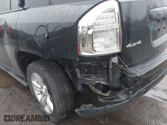 2012 Jeep Compass Sport with VIN 1C4NJDBB9CD658843, listed as a IAAI auction lot 41936099 with 216,780 mi miles and . Bid and sale history available at DreamBid. Image 6.