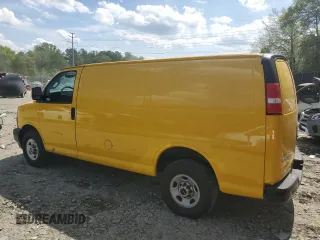2021 GMC Savana Cargo with VIN 1GTW7AFP4M1176601, listed as a Copart auction lot 53842685 with 153,960 mi miles and Clean Title. Bid and sale history available at carsss.com. Image 2.