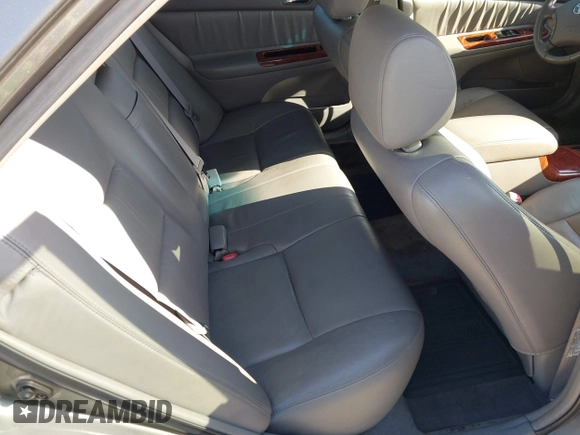 2005 Toyota Camry LE with VIN 4T1BF32K55U614352, listed as a IAAI auction lot 41937831 with 217,425 mi miles and . Bid and sale history available at DreamBid. Image 8.