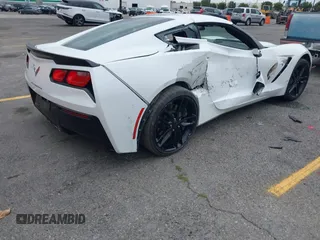 2019 Chevrolet Corvette 1LT z VIN 1G1YB2D76K5112204, wystawiony jako IAAI lot #42215657 z przebiegiem Nie podano mil oraz . Historia ofert i sprzedaży dostępna na DreamBid. Obrazek 4.