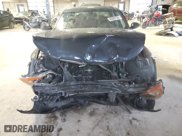 2006 BMW 3 Series 325i with VIN WBAVB17566NK39083, listed as a Copart auction lot 86689134 with Not Provided miles and Clean Title. Bid and sale history available at DreamBid. Image 5.