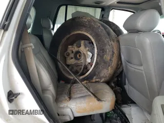 2006 Lincoln Navigator Luxury z VIN 5LMFU28516LJ01056, wystawiony jako Copart lot #55168095 z przebiegiem Nie podano mil oraz Szkoda całkowita • Salvage title. Historia ofert i sprzedaży dostępna na DreamBid. Obrazek 11.