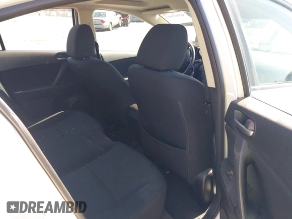 2011 Mazda Mazda3 i Touring with VIN JM1BL1VG0B1359034, listed as a IAAI auction lot 42069897 with 81,068 mi miles. Bid and sale history available at carsss.com. Image 8.