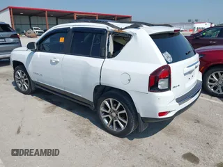 2016 Jeep Compass High Altitude z VIN 1C4NJDEB8GD534564, wystawiony jako IAAI lot #42384328 z przebiegiem 74 953 mil mil oraz . Historia ofert i sprzedaży dostępna na DreamBid. Obrazek 3.