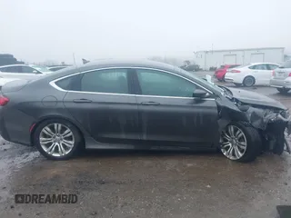 2015 Chrysler 200 Limited with VIN 1C3CCCAB0FN754117, listed as a IAAI auction lot 41521341 with 1 mi miles. Bid and sale history available at carsss.com. Image 12.