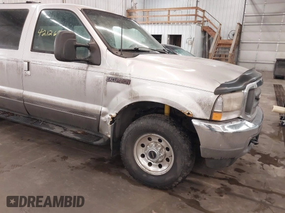 2002 Ford Excursion XLT with VIN 1FMNU41SX2EB16776, listed as a IAAI auction lot 42126900 with 254,968 mi miles and . Bid and sale history available at DreamBid. Image 6.