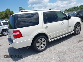 2007 Ford Expedition Limited with VIN 1FMFU19527LA24100, listed as a IAAI auction lot 42360613 with 218,331 mi miles and . Bid and sale history available at DreamBid. Image 4.