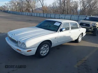 1998 Jaguar XJ Vanden Plas with VIN SAJKX6241WC829353, listed as a IAAI auction lot 41872667 with Not Provided miles and . Bid and sale history available at DreamBid. Image 2.