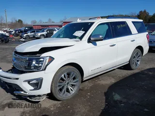 2020 Ford Expedition Platinum with VIN 1FMJU1MT9LEA61353, listed as a IAAI auction lot 41578147 with 26,136 mi miles. Bid and sale history available at carsss.com. Image 18.