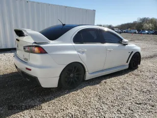 2015 Mitsubishi Lancer Evolution Final Edition z VIN JA32W7FV8FU028275, wystawiony jako Copart lot #77591623 z przebiegiem 44 124 mil mil oraz . Historia ofert i sprzedaży dostępna na DreamBid. Obrazek 3.