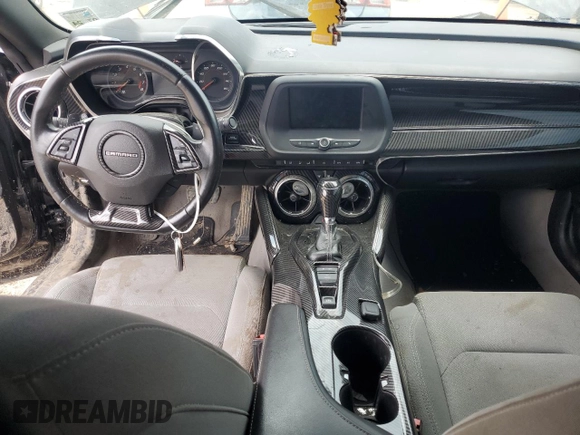 2020 Chevrolet Camaro 1LT z VIN 1G1FB3DS7L0109974, wystawiony jako Copart lot #60323965 z przebiegiem 54 470 mil mil oraz Czysty tytuł • Clean title. Historia ofert i sprzedaży dostępna na DreamBid. Obrazek 8.