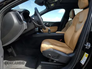 2018 Volvo XC60 Momentum z VIN LYVA22RK2JB078752, wystawiony jako Copart lot #56593385 z przebiegiem 50 890 mil mil oraz Szkoda całkowita • Salvage title. Historia ofert i sprzedaży dostępna na DreamBid. Obrazek 7.