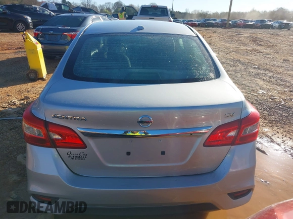 2018 Nissan Sentra SV z VIN 3N1AB7AP3JL630010, wystawiony jako IAAI lot #41812567 z przebiegiem 61 593 mil mil oraz . Historia ofert i sprzedaży dostępna na DreamBid. Obrazek 16.