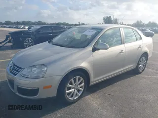 2010 Volkswagen Jetta Limited Edition with VIN 3VWAX7AJXAM165193, listed as a IAAI auction lot 41962307 with 62,574 mi miles and . Bid and sale history available at DreamBid. Image 2.