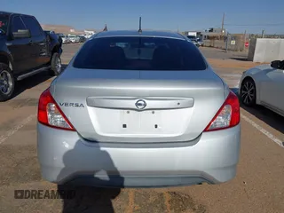 2015 Nissan Versa SV with VIN 3N1CN7AP7FL940992, listed as a IAAI auction lot 41972981 with 92,304 mi miles. Bid and sale history available at carsss.com. Image 16.