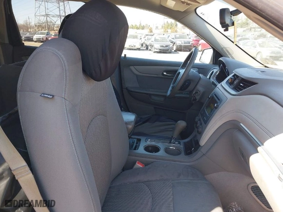 2013 Chevrolet Traverse LS with VIN 1GNKRFEDXDJ107187, listed as a IAAI auction lot 41768801 with NaN miles. Bid and sale history available at carsss.com. Image 5.