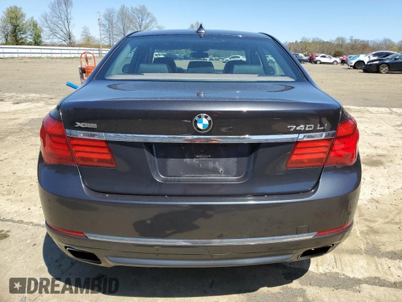 2013 BMW 7 Series 740Li xDrive с VIN WBAYF4C55DDE23798, выставлен на аукционе Copart как лот 52967665 с пробегом 191 023 миль миль и Списание • Salvage title. История ставок и продаж доступна на DreamBid. Изображение 6.