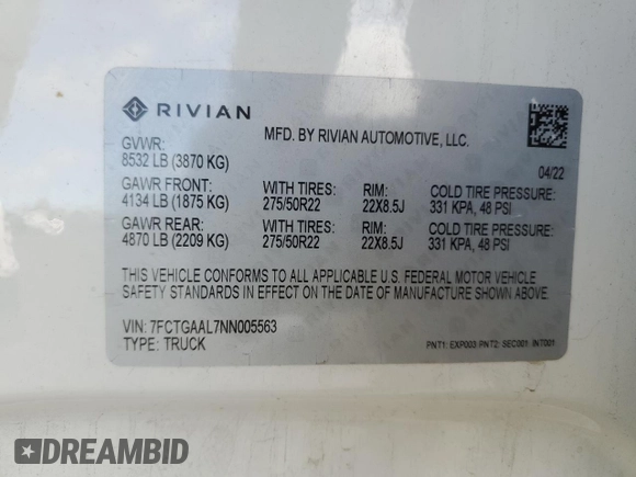 2022 Rivian R1T Launch Edition with VIN 7FCTGAAL7NN005563, listed as a Copart auction lot 47476365 with 39,805 mi miles and Salvage Title. Bid and sale history available at DreamBid. Image 13.
