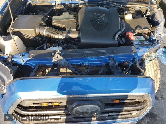 2018 Toyota Tacoma SR5 with VIN 5TFAZ5CN3JX058160, listed as a Copart auction lot 49823895 with 107,247 mi miles and Salvage Title. Bid and sale history available at DreamBid. Image 11.
