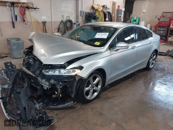 2013 Ford Fusion SE with VIN 3FA6P0HR7DR297028, listed as a IAAI auction lot 41934568 with 192,365 mi miles. Bid and sale history available at carsss.com. Image 17.