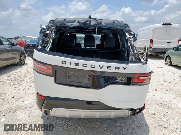 2017 Land Rover Discovery HSE z VIN SALRRBBV5HA036895, wystawiony jako Copart lot #59886705 z przebiegiem 85 251 mil mil oraz Szkoda całkowita • Salvage title. Historia ofert i sprzedaży dostępna na DreamBid. Obrazek 6.