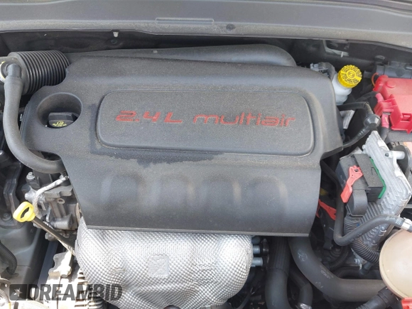 2018 Jeep Renegade Latitude with VIN ZACCJBBB3JPG94814, listed as a IAAI auction lot 42059415 with 73,177 mi miles and . Bid and sale history available at DreamBid. Image 10.
