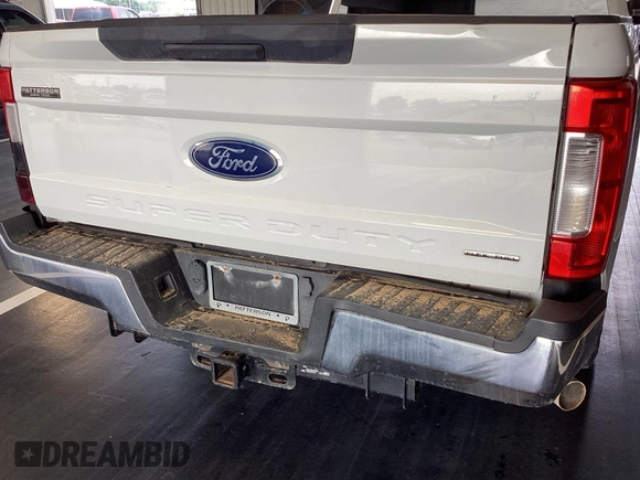 2017 Ford F-250 XL с VIN 1FT7W2A69HEE56119, выставлен на аукционе IAAI как лот 42584144 с пробегом 90 371 миль миль и . История ставок и продаж доступна на DreamBid. Изображение 32.