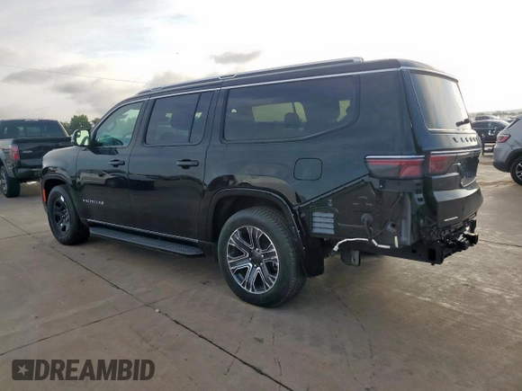 2023 Jeep Wagoneer Series II with VIN 1C4SJSBP2PS549189, listed as a Copart auction lot 64060685 with 29,157 mi miles and Clean title. Bid and sale history available at DreamBid. Image 2.