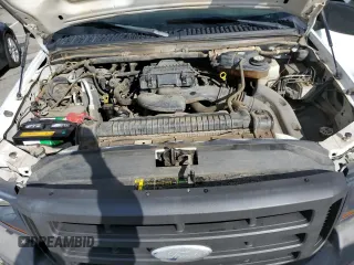 2005 Ford F-250 XL z VIN 1FTSX21525EA93155, wystawiony jako Copart lot #76545963 z przebiegiem 113 656 mil mil oraz Szkoda całkowita • Salvage title. Historia ofert i sprzedaży dostępna na DreamBid. Obrazek 11.