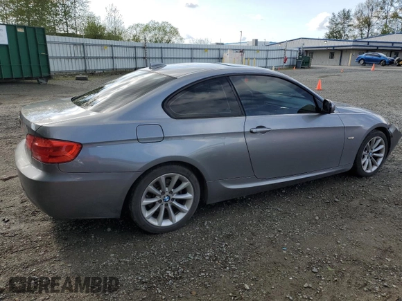 2011 BMW 3 Series 328i xDrive with VIN WBAKF5C57BE656436, listed as a Copart auction lot 53773085 with 122,920 mi miles and Salvage title. Bid and sale history available at DreamBid. Image 3.