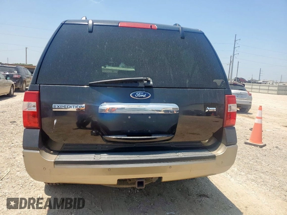 2013 Ford Expedition XLT z VIN 1FMJU1H55DEF17975, wystawiony jako Copart lot #57850025 z przebiegiem 211 799 mil mil oraz Czysty tytuł • Clean title. Historia ofert i sprzedaży dostępna na DreamBid. Obrazek 6.