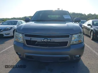 2008 Chevrolet Tahoe LTZ with VIN 1GNFK13048J120046, listed as a IAAI auction lot 42098058 with 241,943 mi miles and . Bid and sale history available at DreamBid. Image 12.