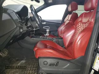 2018 Audi SQ5 Premium Plus z VIN WA1A4AFY9J2099767, wystawiony jako Copart lot #53950745 z przebiegiem 131 450 mil mil oraz Tytuł czysty. Historia ofert i sprzedaży dostępna na DreamBid. Obrazek 7.